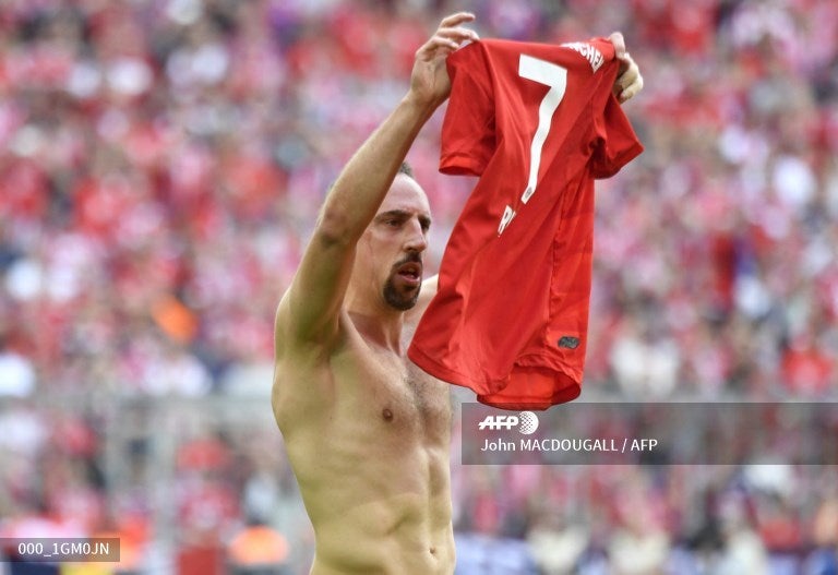 Homenaje de despedida a Robben, Ribery y Rafinha