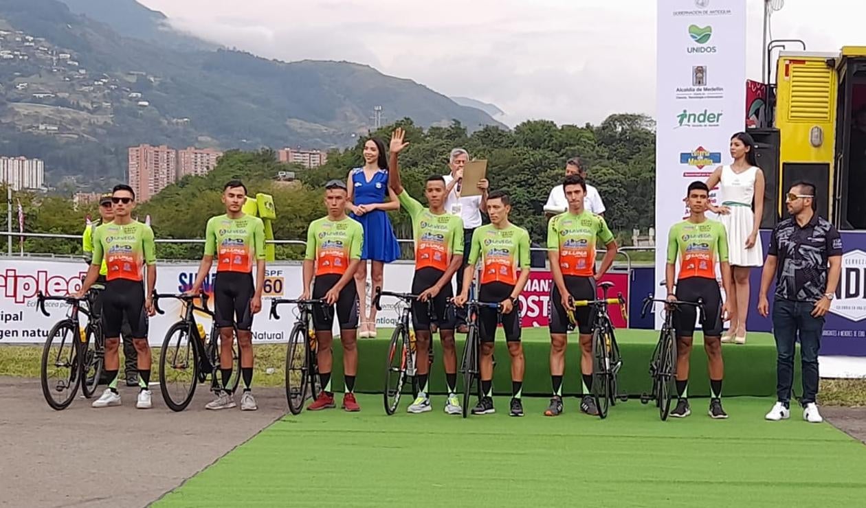 Clásico RCN 2022: presentación de equipos, Alcaldía de La Vega Rentacar