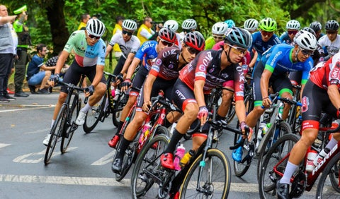 Clásico RCN: Primer ‘capo’ que se retira de la carrera por lesión