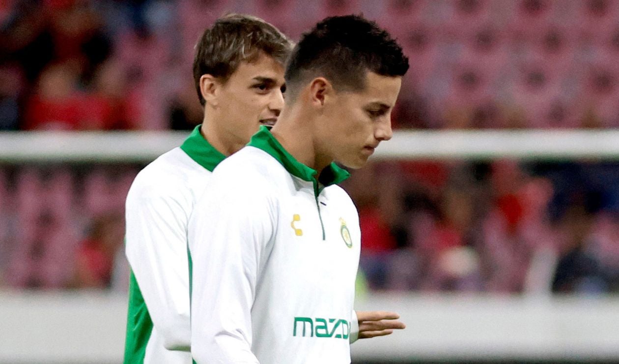 James Rodríguez con el León
