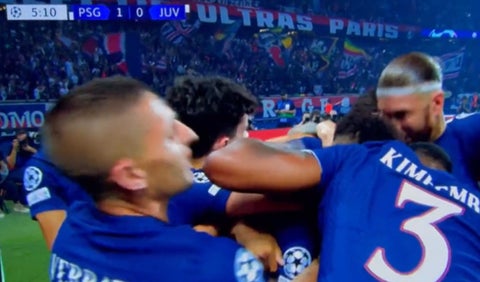 Codazo PSG, Champions