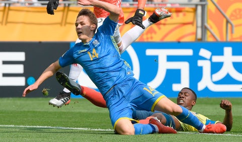 Colombia perdió ante Ucrania por un error grosero del arquero y la defensa.