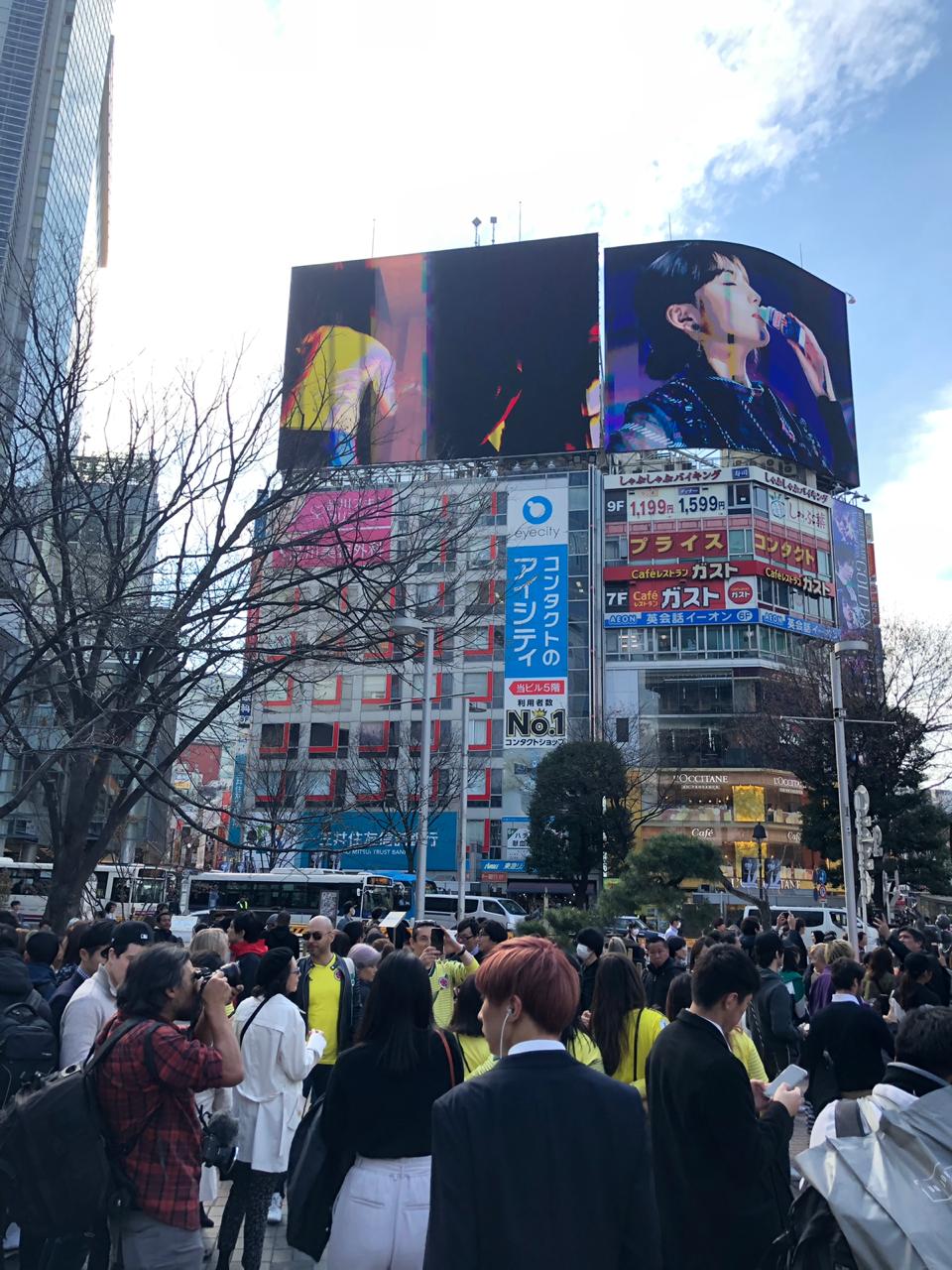 La camiseta de la Selección Colombia presentada en el Times Square de Japón