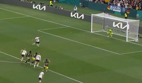 Gol de Alemania contra Colombia en el Mundial Femenino