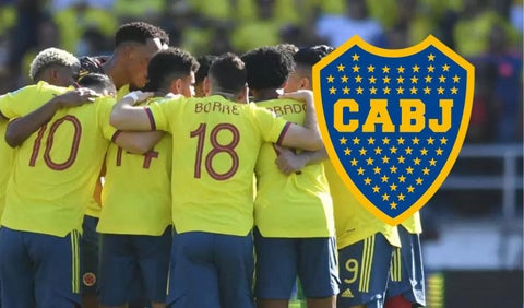 La selección Colombia con el escudo de Boca