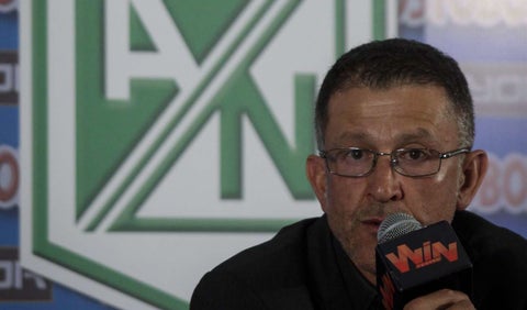 Juan Carlos Osorio como técnico de Atlético Nacional en 2013.
