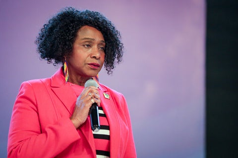 María Isabel Urrutia no duró ni seis meses en el Ministerio del Deporte