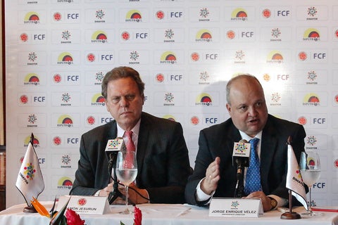 Ramón Jesurún (Presidente de la FCF) y Jorge Enrique Vélez (Presidente de la Dimayor)