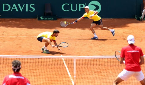 Colombia recibió el Pabellón Nacional por parte del Ministerio del Deporte para iniciar los encuentros de la Copa Davis que enfrentarán a la selección Colombiana de tenis con su similar de Luxemburgo.