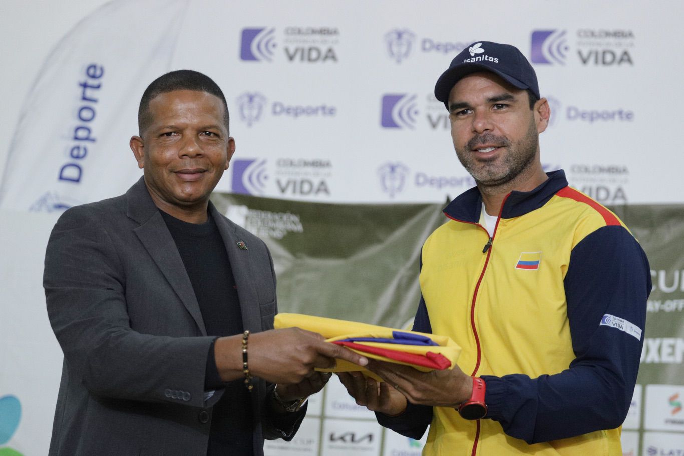 Colombia recibió el Pabellón Nacional por parte del Ministerio del Deporte para iniciar los encuentros de la Copa Davis que enfrentarán a la selección Colombiana de tenis con su similar de Luxemburgo.