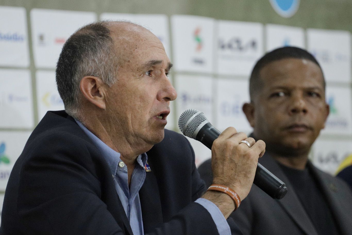 Colombia recibió el Pabellón Nacional por parte del Ministerio del Deporte para iniciar los encuentros de la Copa Davis que enfrentarán a la selección Colombiana de tenis con su similar de Luxemburgo.