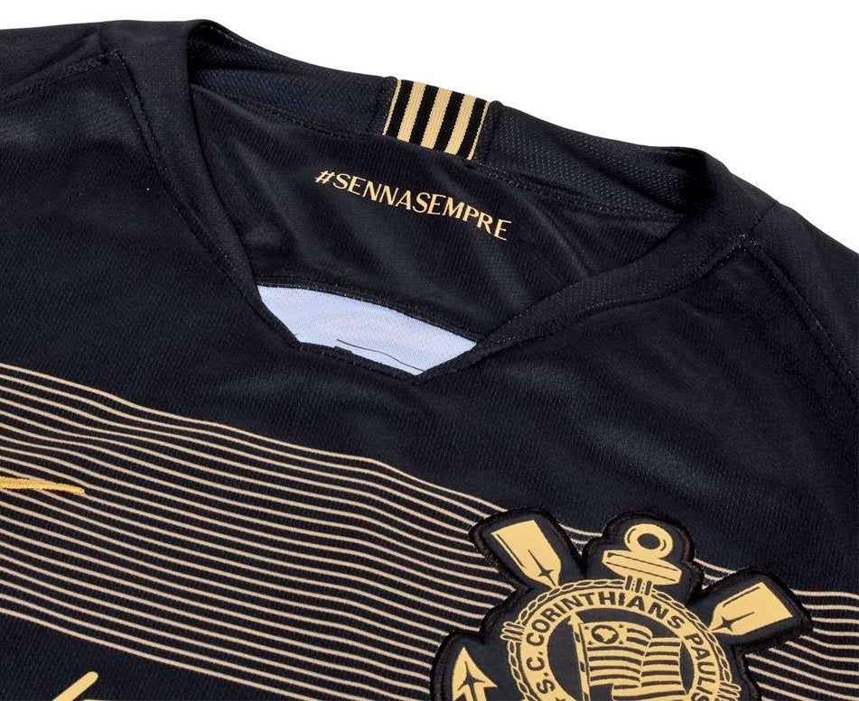 Camiseta de Corinthians en homenaje a Ayrton Senna
