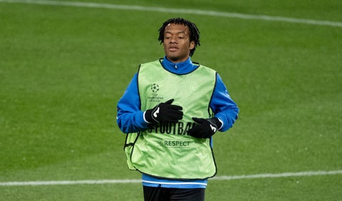 Cuadrado sufre en Atalanta: revelan dura lesión de última hora