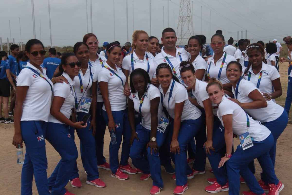 Delegación de Cuba en la presentación