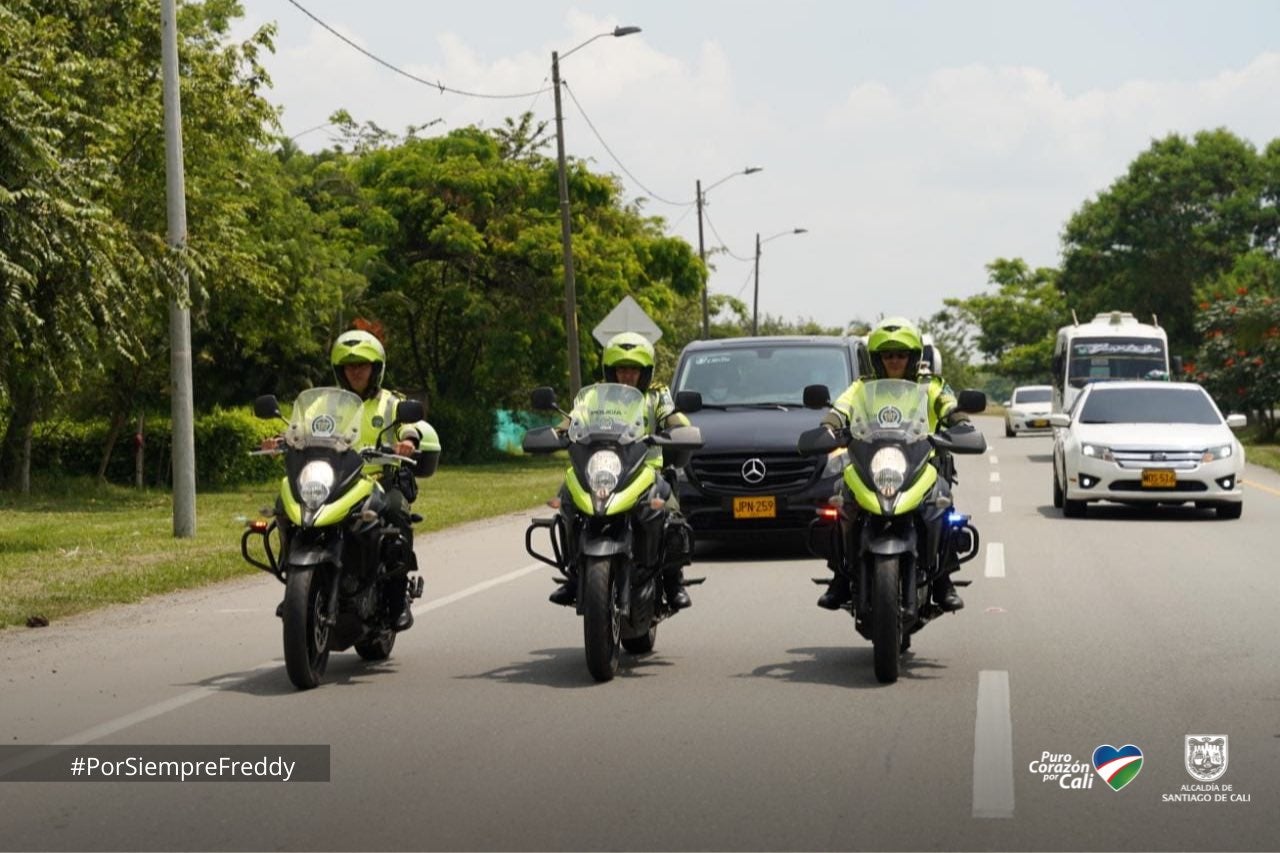 Cuerpo de Freddy Rincón llegando a Cali