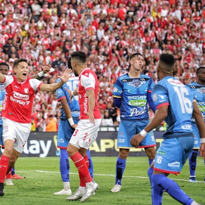 Santa Fe rugió ante Fortaleza y pelea por ser líder de la Liga Betplay