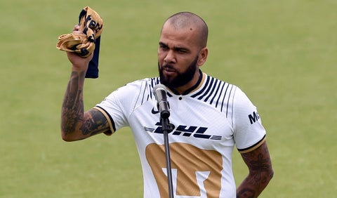 Dani Alves - Pumas de México