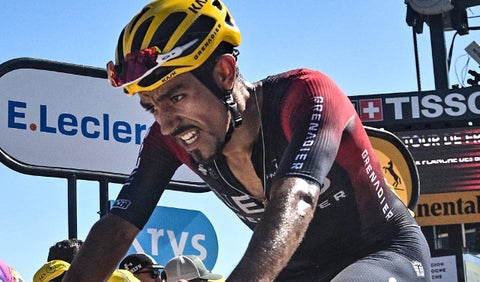 Daniel Martínez en una de las etapas del Tour de Francia 2022