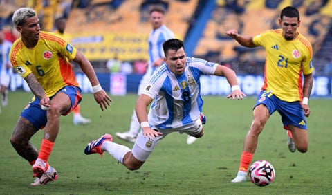 Daniel Muñoz, Colombia vs Argentina