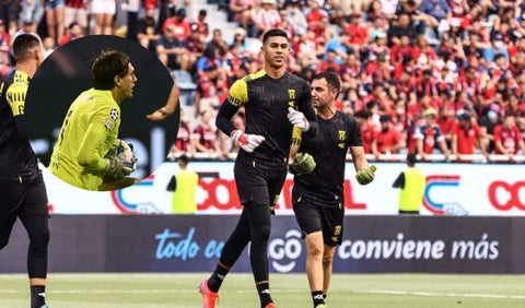 Devis Vásquez y competencia en Milan