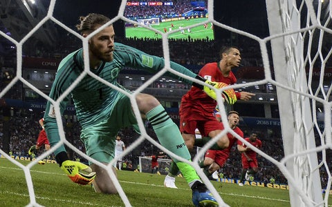 David De Gea y Cristiano Ronaldo en el encuentro España vs Portugal