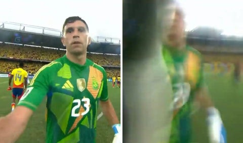 Dibu Martínez empujó cámara en partido de Colombia vs Argentina