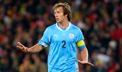 Diego Lugano ex capitan de Uruguay