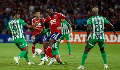 Cepellini se burló del 'Chino' Sandoval tras la eliminación del DIM