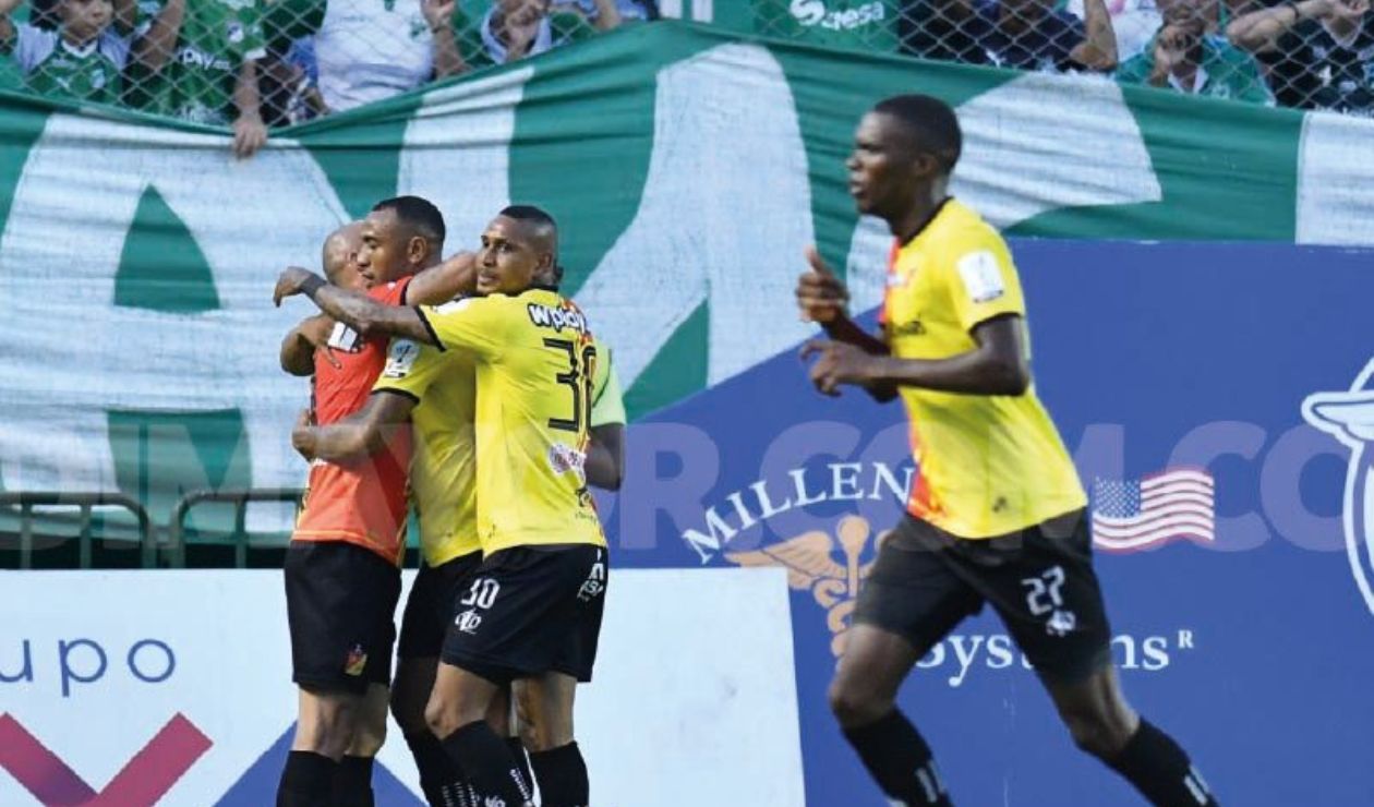 Celebración del Deportivo Pereira ante Cali