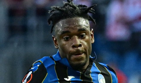 Duván Zapata en un partido del Atalanta en la Serie A de Italia