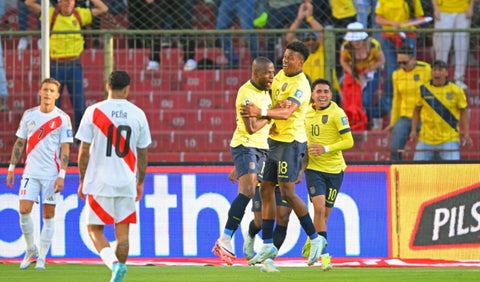 Ecuador vs Perú