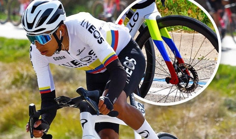 Egan Bernal detalle en bicicleta