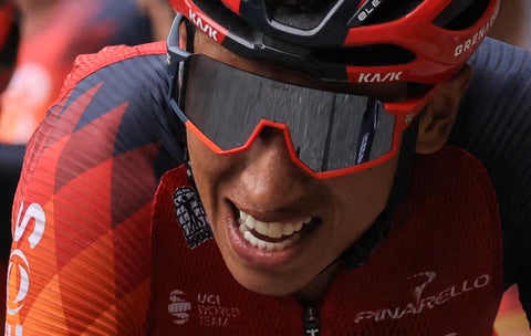 Egan Bernal en una etapa del Tour de Francia 2023