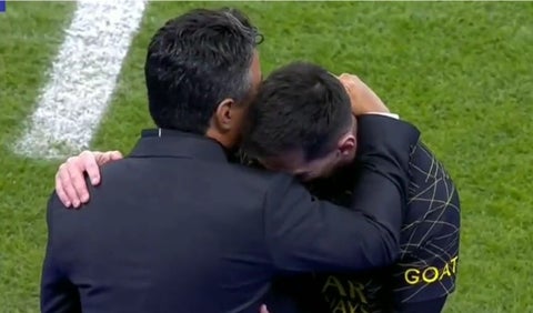 El abrazo de Messi y Gallardo