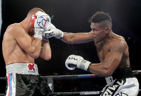 Eleider Álvarez venció a Sergey Kovalev