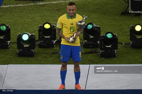 Everton, goleador de la Copa América