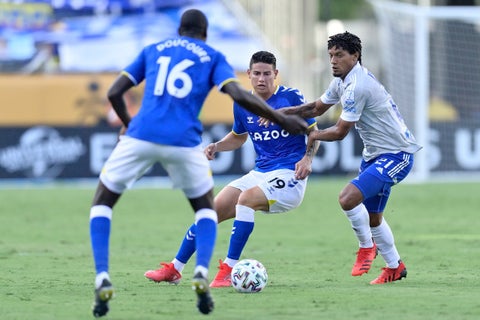 Everton vs Millonarios; James Rodríguez y Juan Pereira