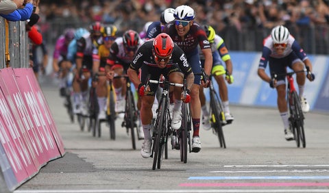 Fernando Gaviria perdió ante Ewan