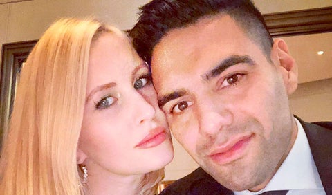 Esposa Falcao, Lorelei Tarón