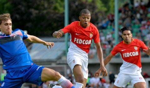 Falcao y Kylian Mbappé