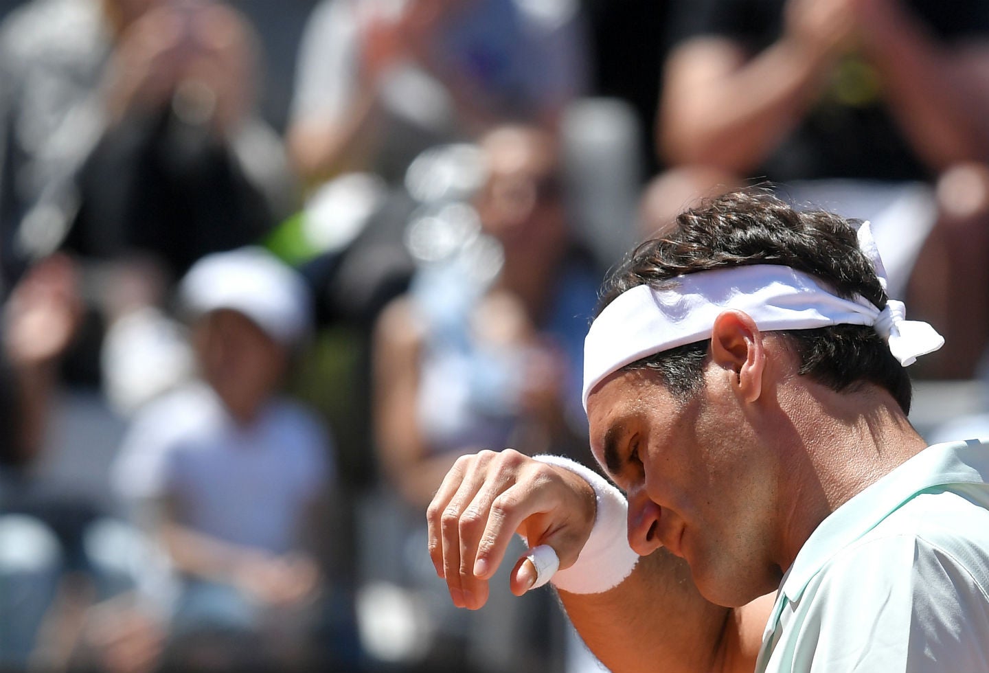 Federer compitiendo en el Torneo de Stuttgart