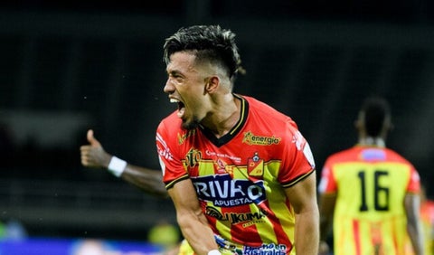 Fernando Uribe con el Deportivo Pereira