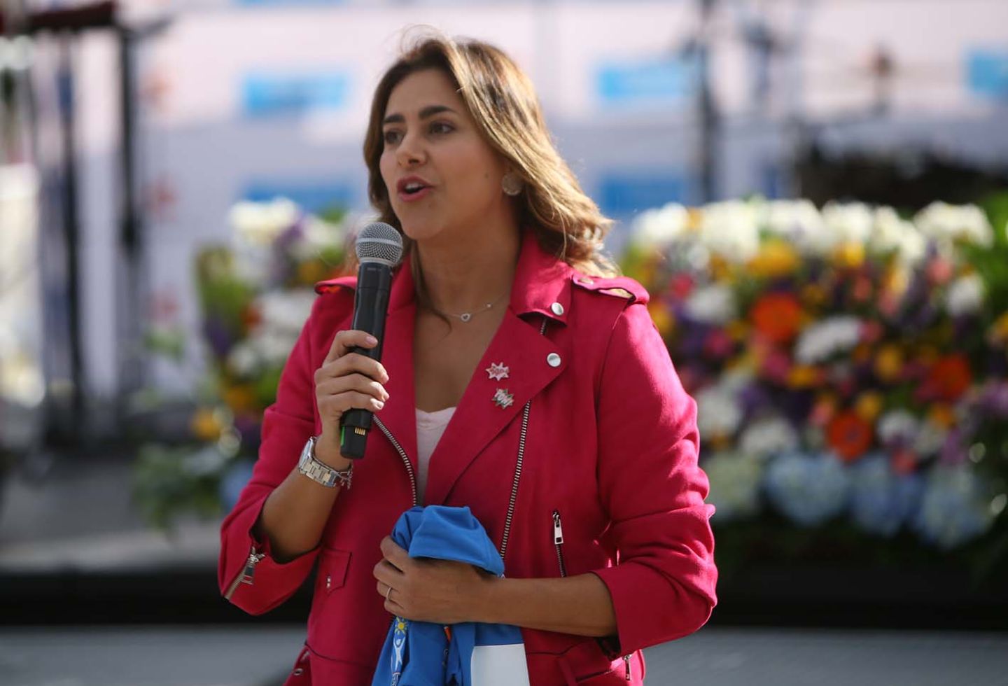 La Primera Dama, doña María Juliana Ruiz Sandoval, participó en la ceremonia de condecoración a RCN Radio por parte de la organización de las Olimpiadas Fides.