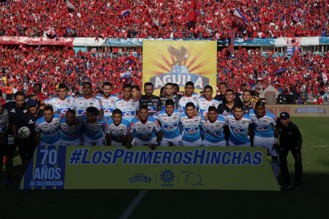 Formación del Junior antes de la finalísima ante el Independiente Medellín