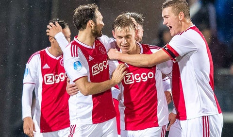 Barcelona anunció el fichaje de Frenkie de Jong, quien llegó a cambio de 90 millones de euros