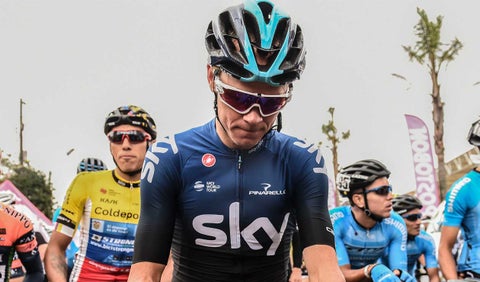 Chris Froome antes de partir en una de las etapas del Tour Colombia