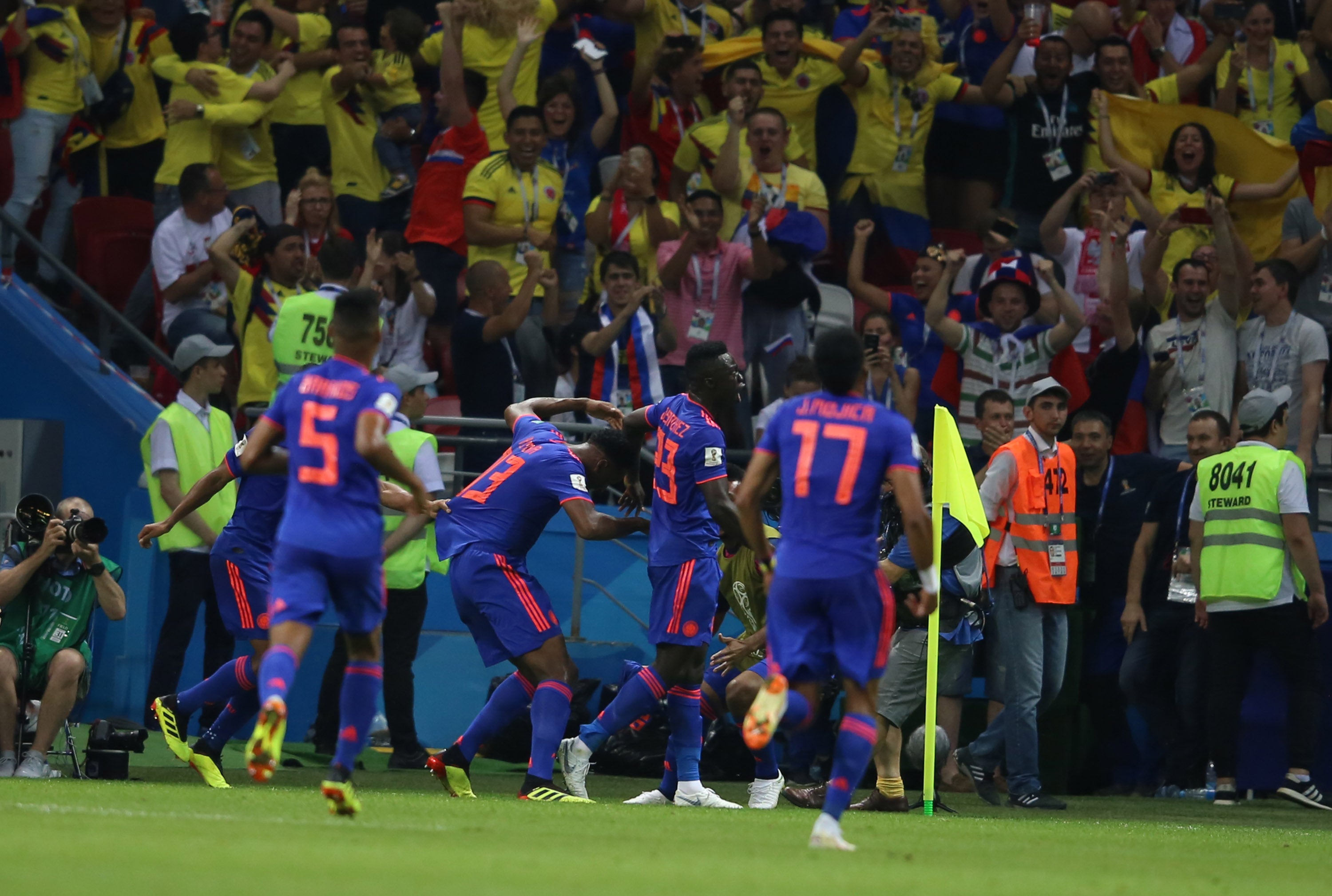 Colombia celebra que por fin marcó ante Polonia