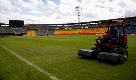 Gramilla del estadio El Campín de Bogotá