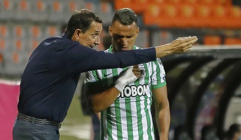 Alexandre Guimaraes, técnico de Nacional