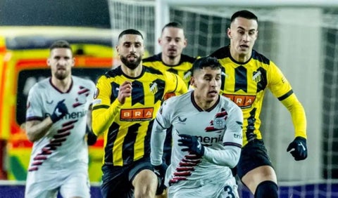 Gustavo Puerta en el Bayer Leverkusen